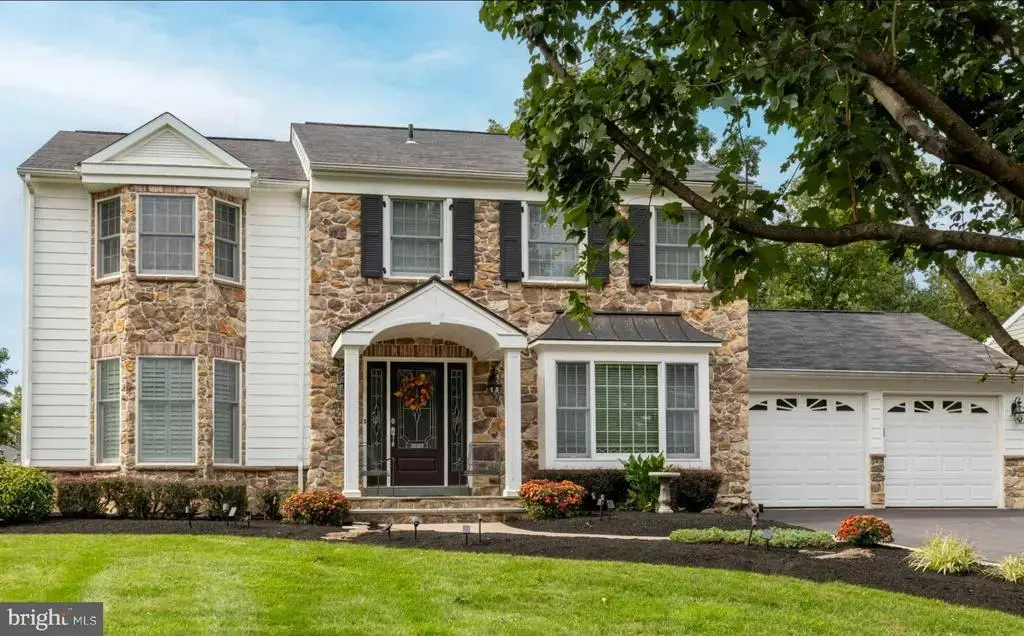 103 Canterbury Ln, LANSDALE