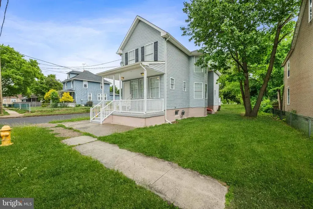 500 Magnolia St, BEVERLY