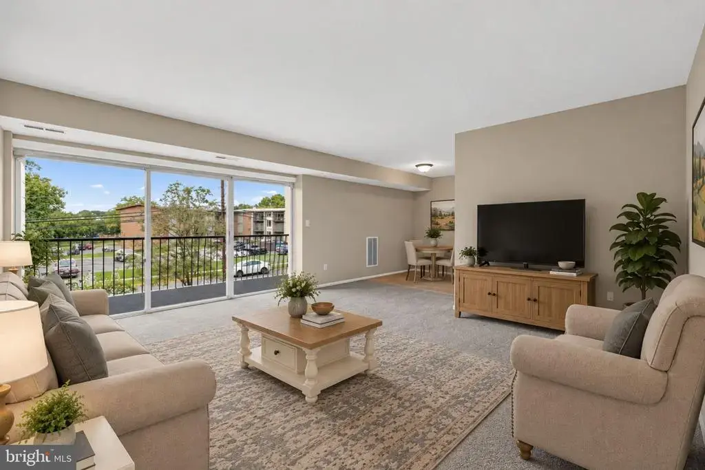 7611 Fontainebleau Dr #2223, HYATTSVILLE
