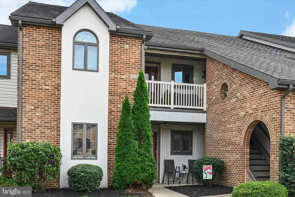 246 Black Oak Dr, LANCASTER