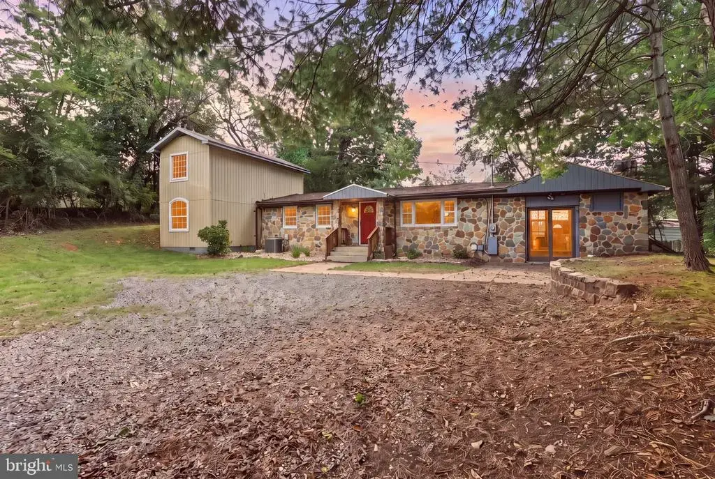 519 Keyes Gap Rd, HARPERS FERRY