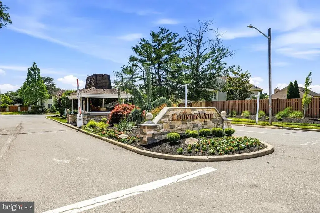 14 Country Walk, CHERRY HILL