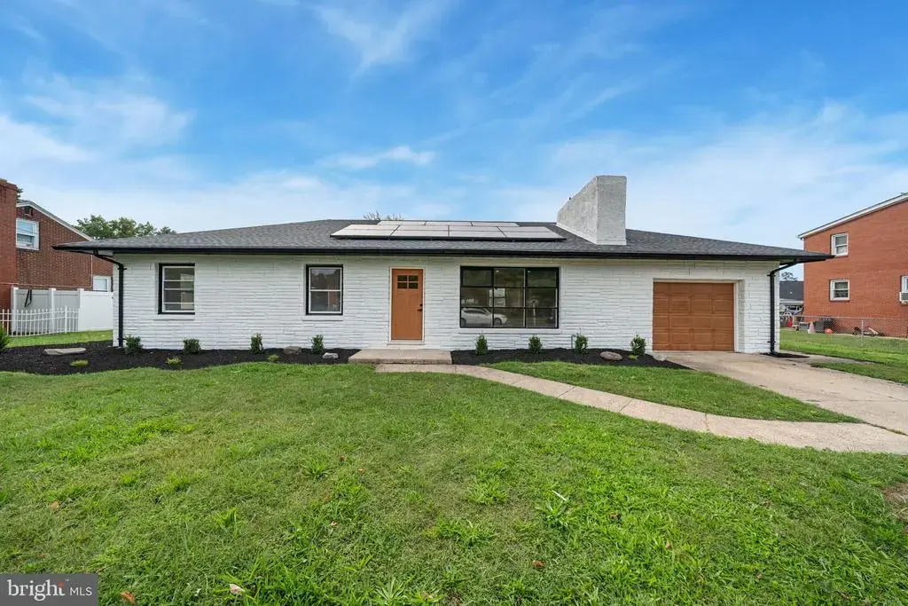 1381 Deutz Ave, HAMILTON