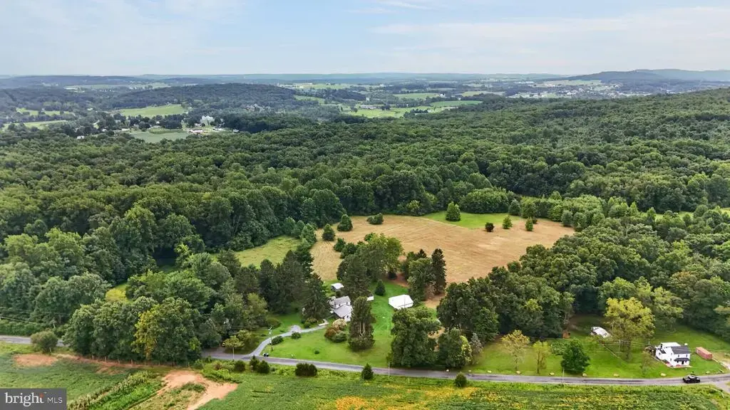 230 Laurel Rd, ELVERSON