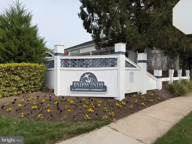 10 Creek Side Ct, Baltimore