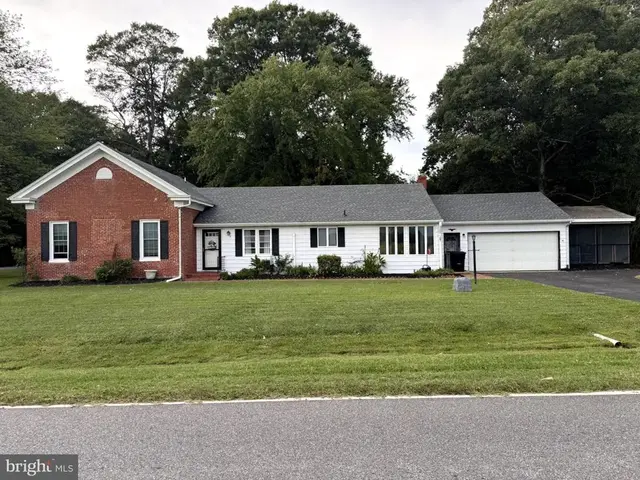 701 White Marsh Rd, Centreville