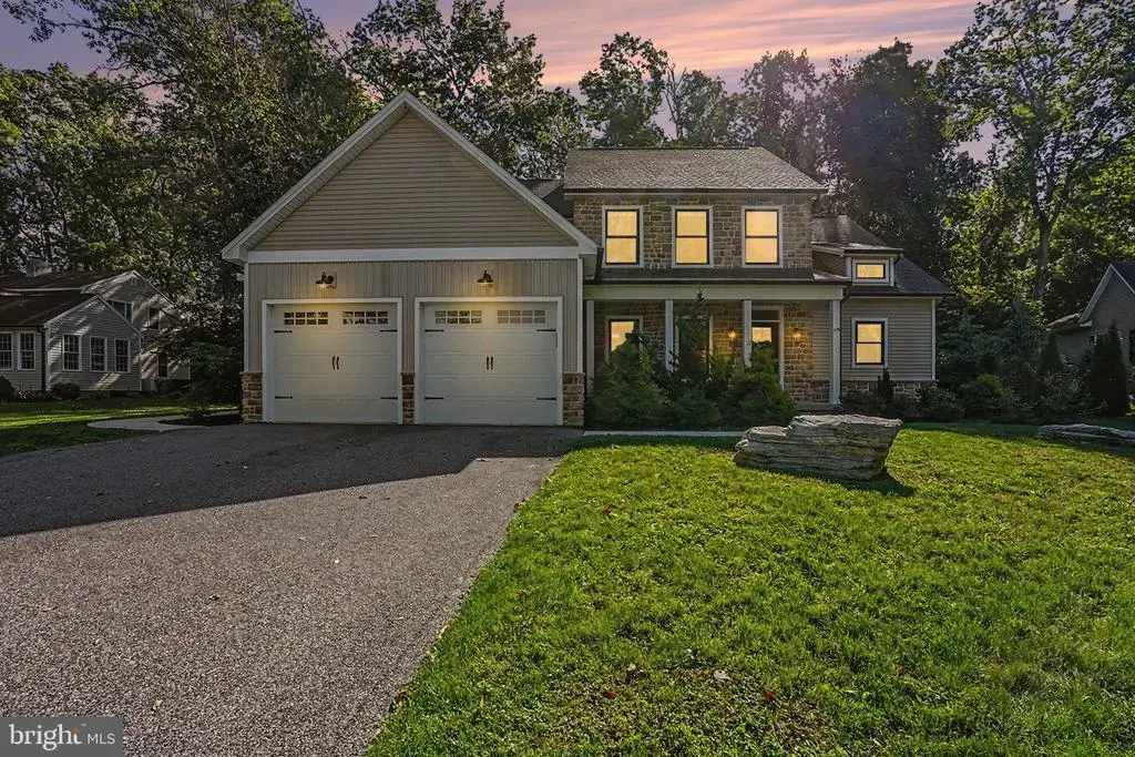 115 Stonehedge Dr, CARLISLE