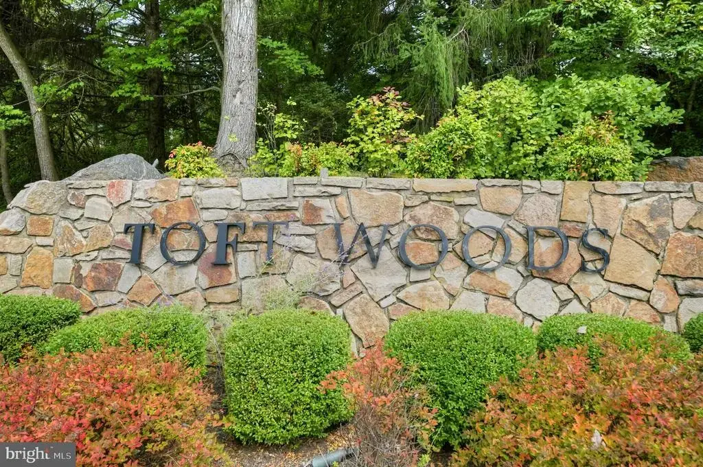 40 Toft Woods Way, MEDIA