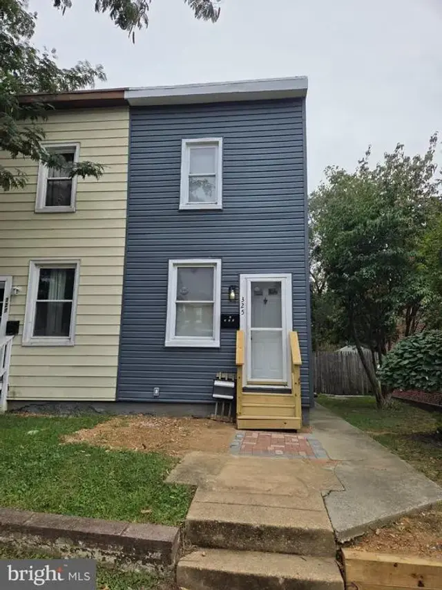 325 Washburn Ave, Baltimore