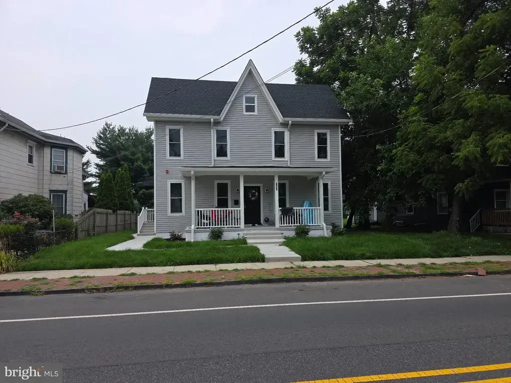 625 Cooper St #b, BEVERLY