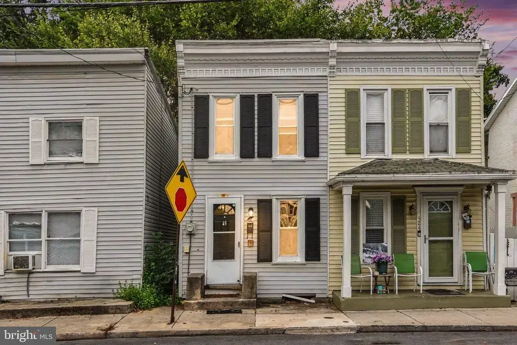 422 N West St, CARLISLE