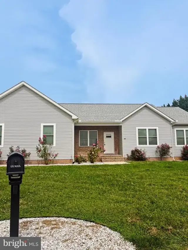 64 Glenoak Ct, Camden-wyoming