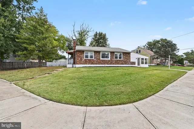 1209 Whitman Dr, Glen Burnie