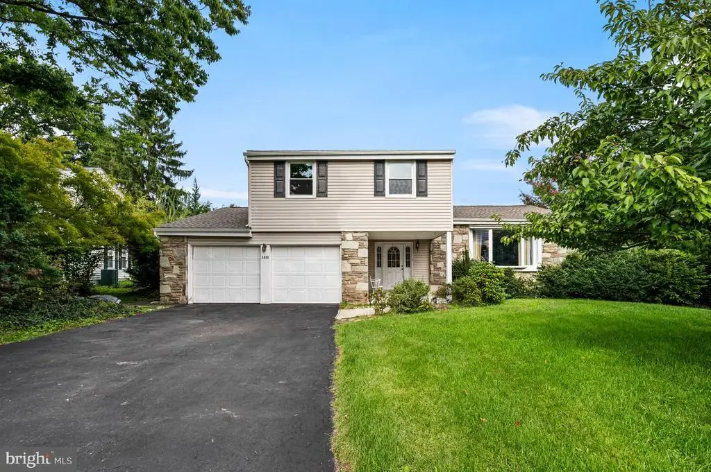 5899 Tibby Rd, BENSALEM