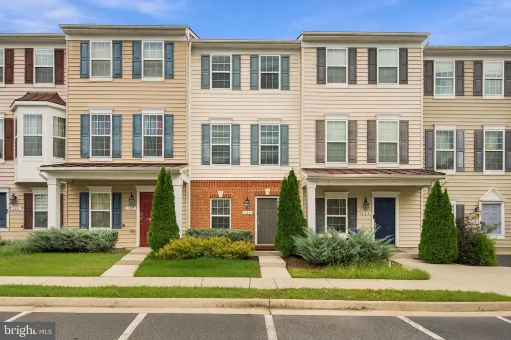 121 Tree Line Dr, FREDERICKSBURG