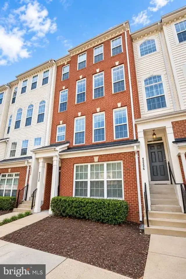 42228 Terrazzo Ter #411, Aldie