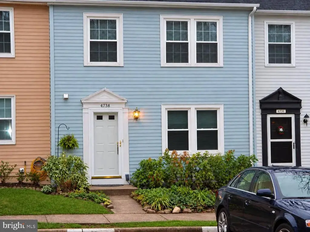 6264 Hillside Rd, SPRINGFIELD