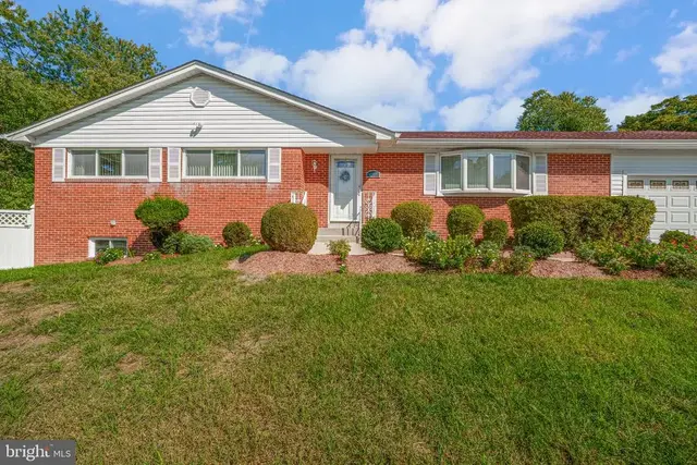 1031 Tracy Dr, Silver Spring