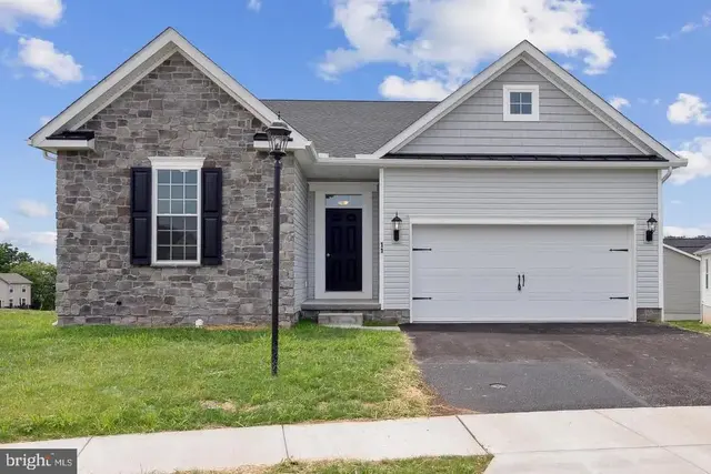 75 Kingfisher Ct #a30, Gettysburg