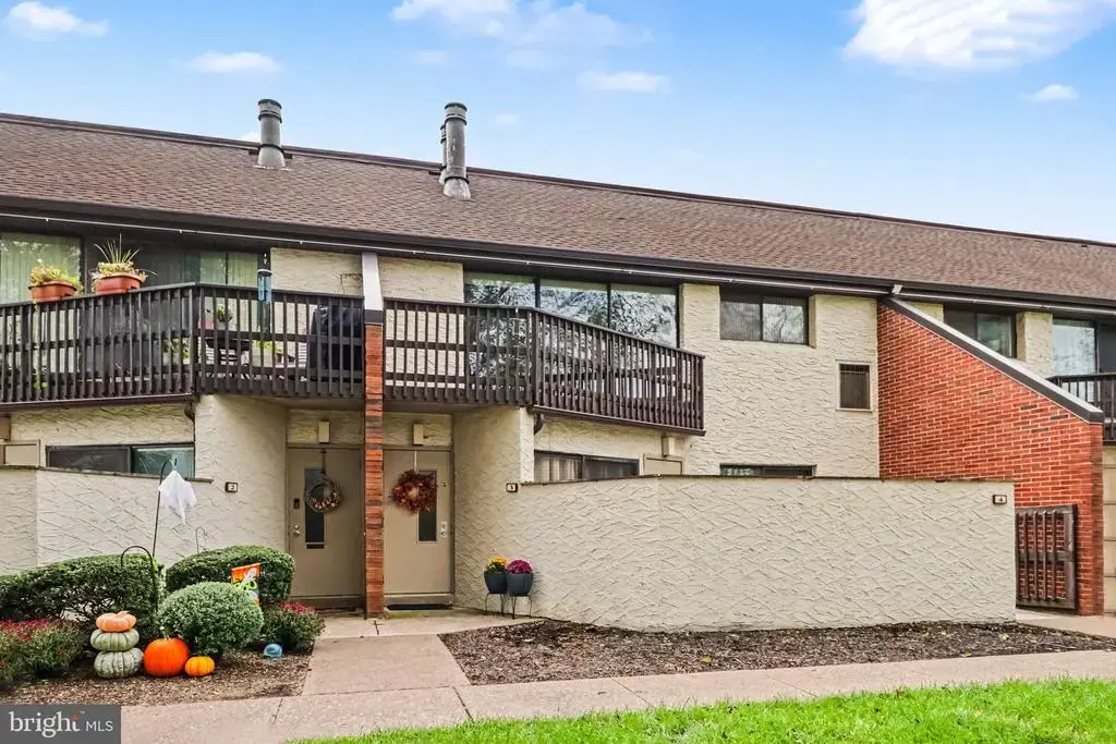 1071 Lancaster Blvd #3, MECHANICSBURG