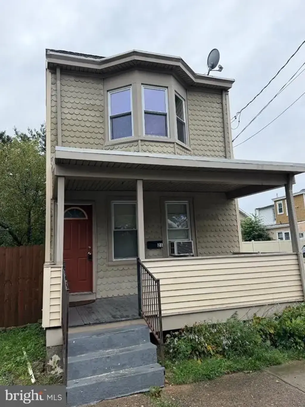 21 Michigan Ave, TRENTON