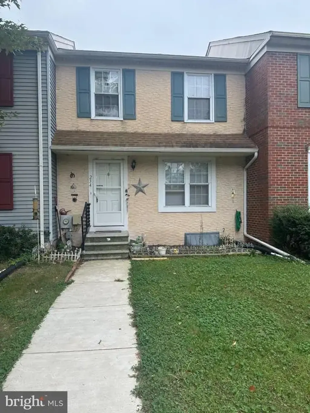 234 Green Blade Dr, DOVER
