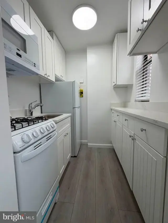1111 Arlington Blvd #947, Arlington