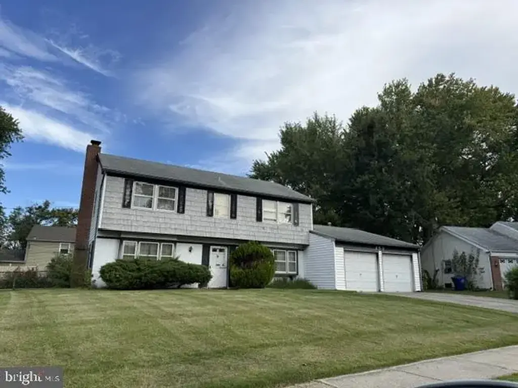 153 E River Dr, WILLINGBOROUGH