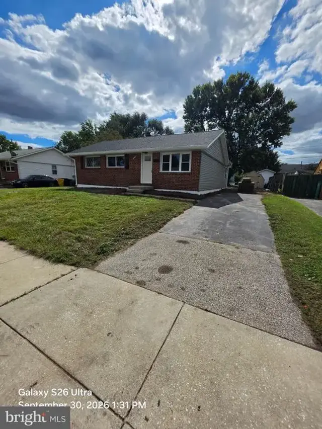 909 Genine Dr, Glen Burnie