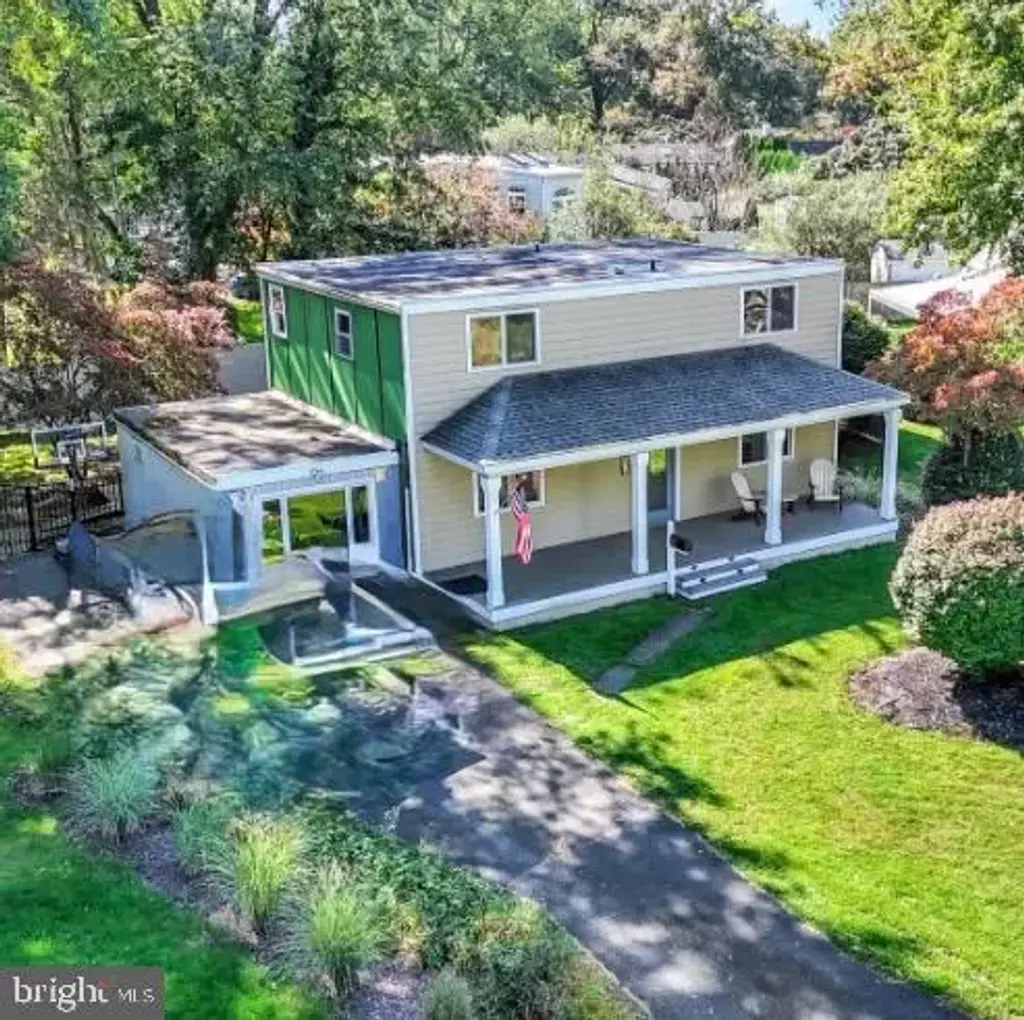 51 Belmont Sq, DOYLESTOWN