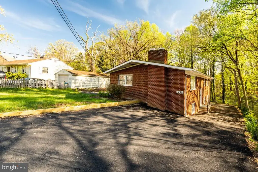 3535 Memorial St, ALEXANDRIA