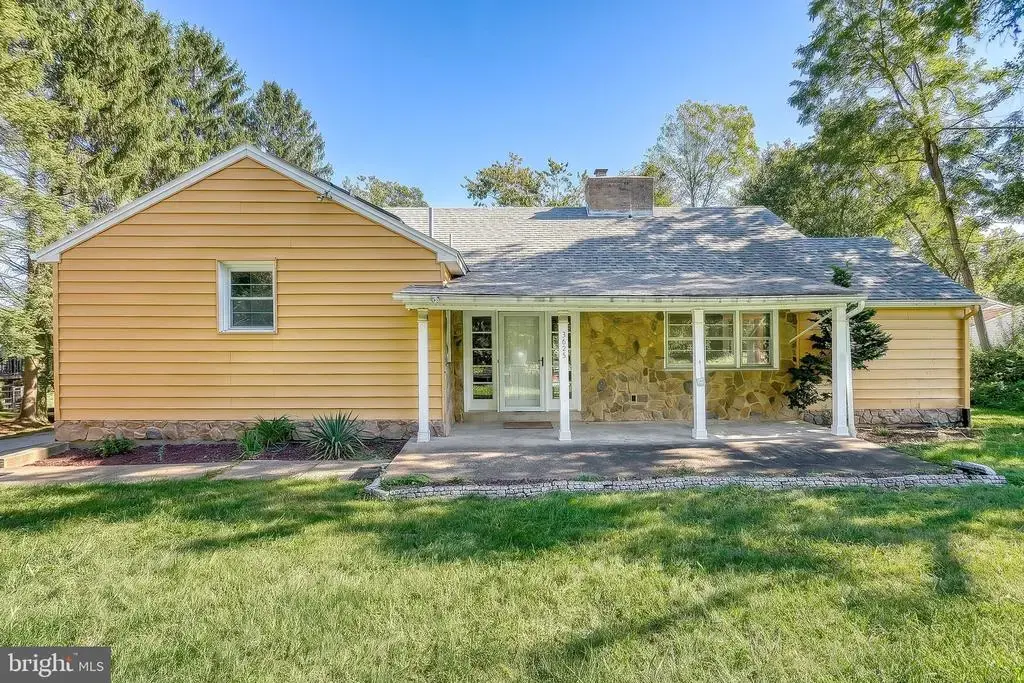 3625 Crooked Hill Rd, HARRISBURG