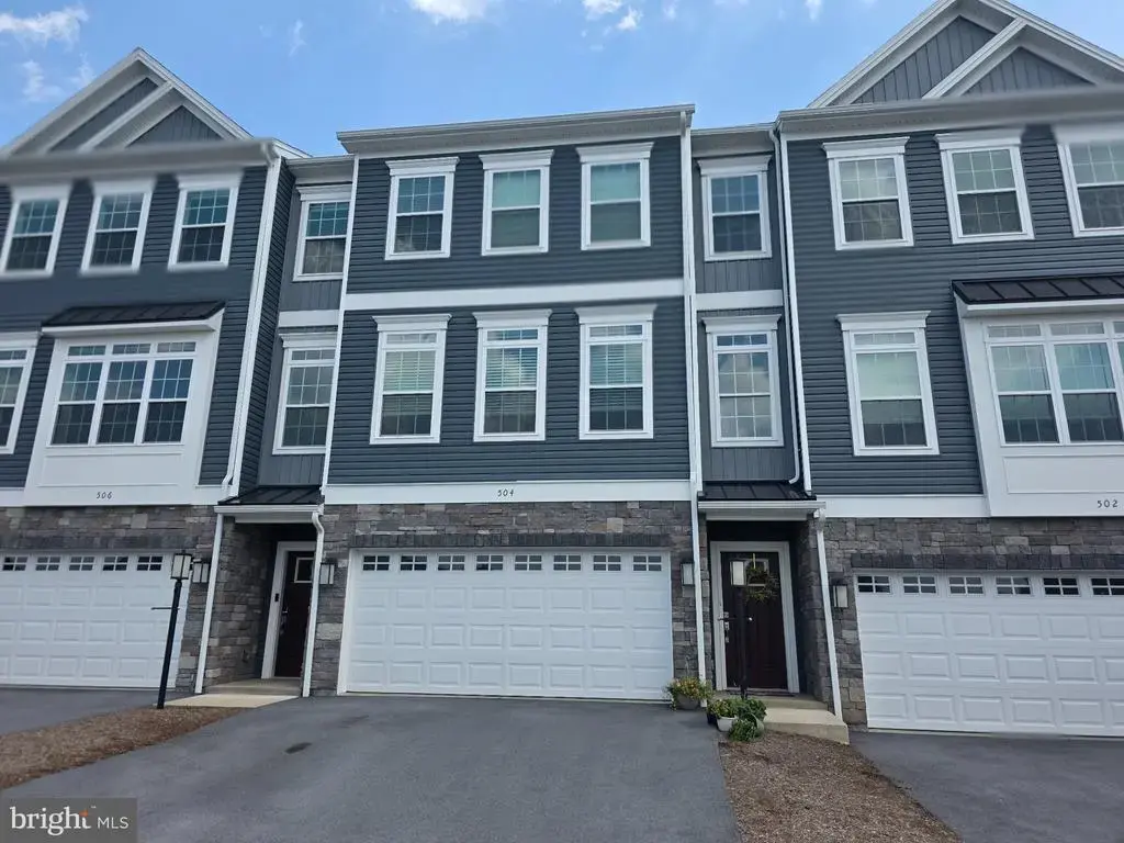 504 Brandywine Dr, STATE COLLEGE