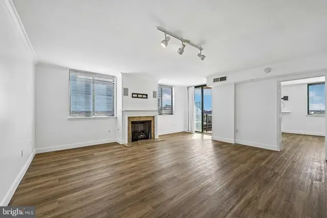 414 Water St #1513, Baltimore