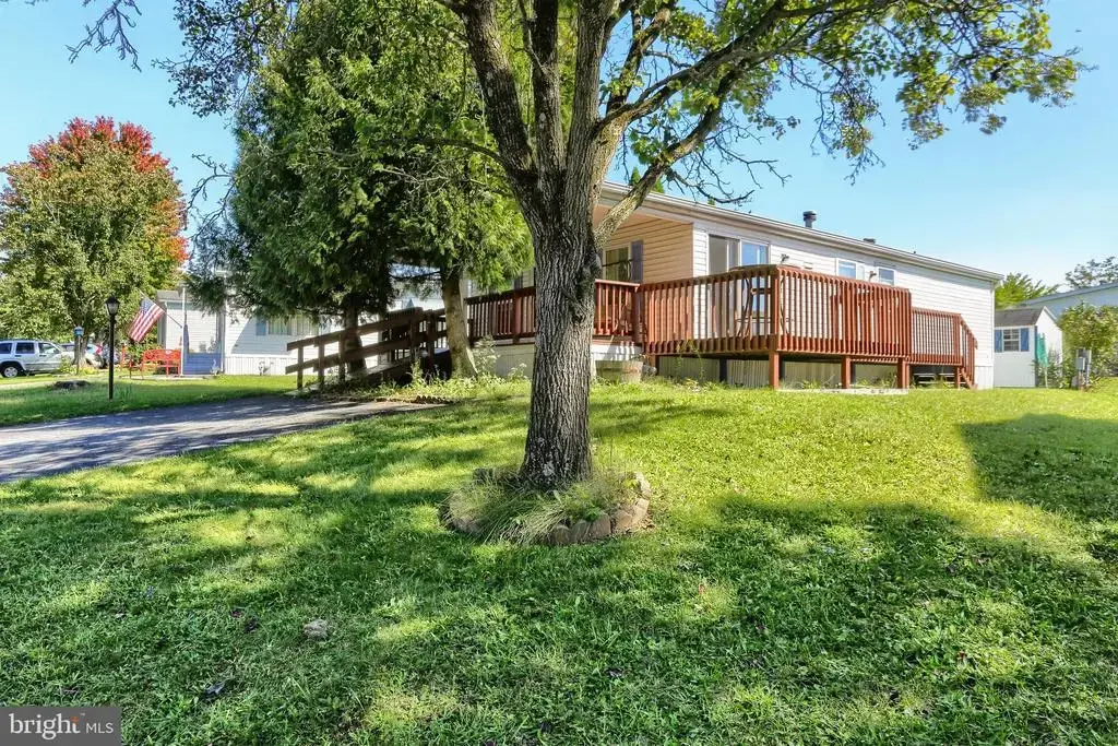 101 Barnwood Pl, HARRISBURG