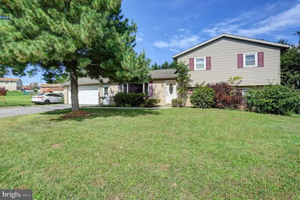 4125 Ricklyn Dr, CHAMBERSBURG