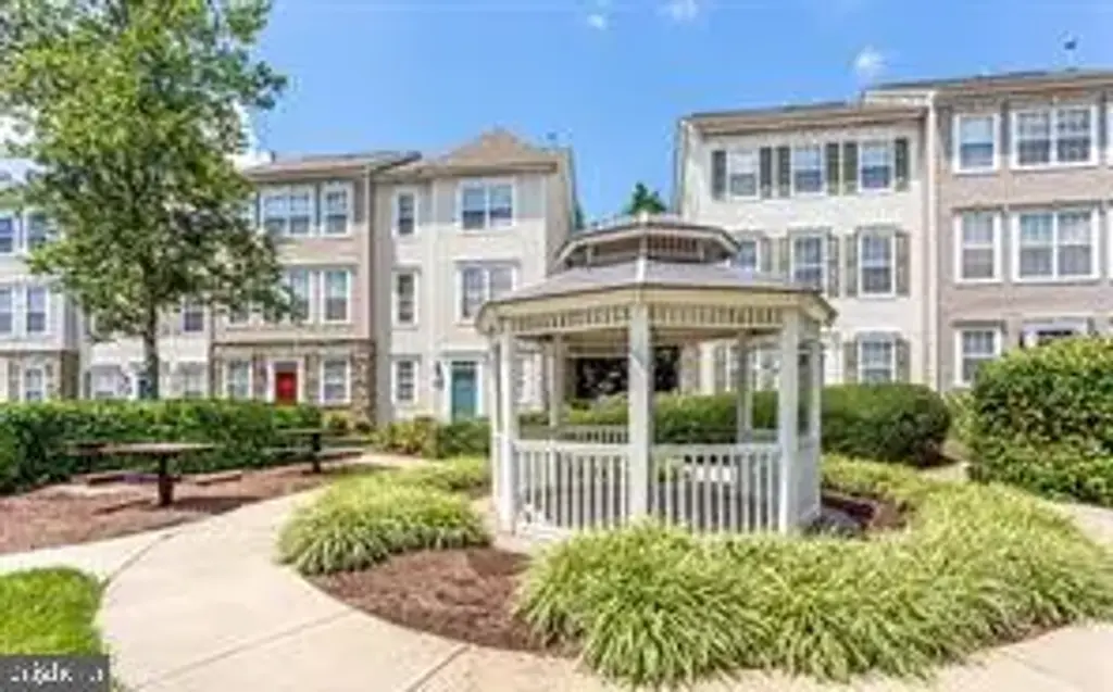21813 Jarvis Sq #21813, ASHBURN