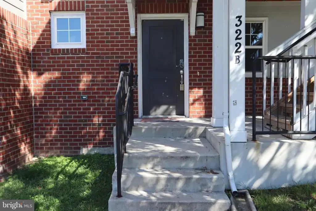 320 St Louis St Se #322b, WASHINGTON
