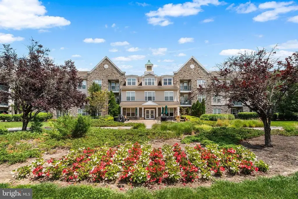100 Middlesex Blvd #304, PLAINSBORO