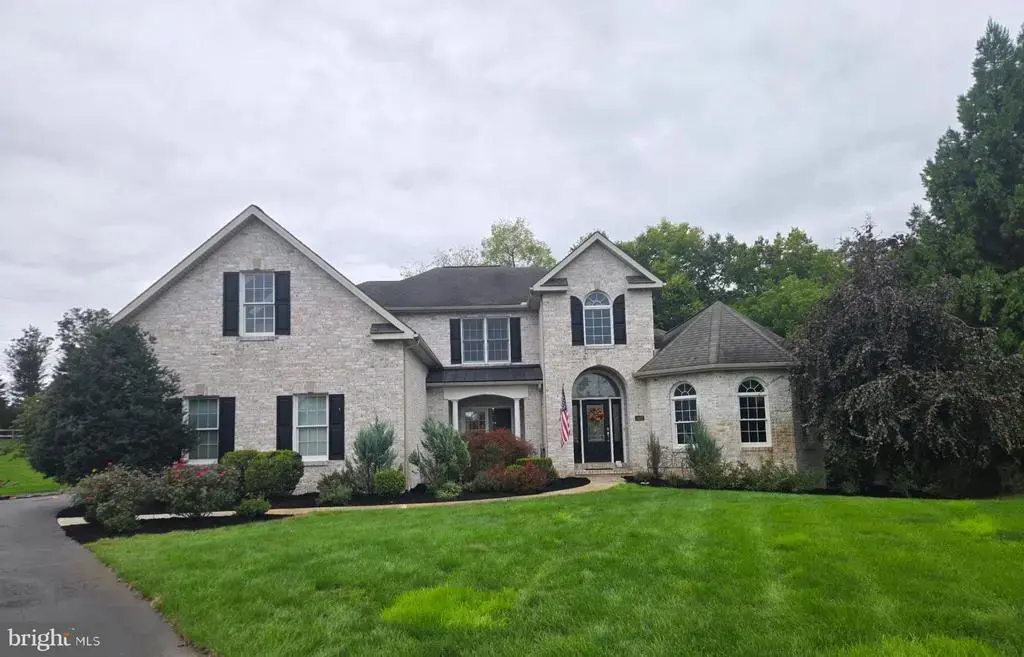 1402 Wellgate Ln, MECHANICSBURG