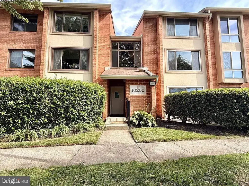 10200 Bushman Dr #104, OAKTON
