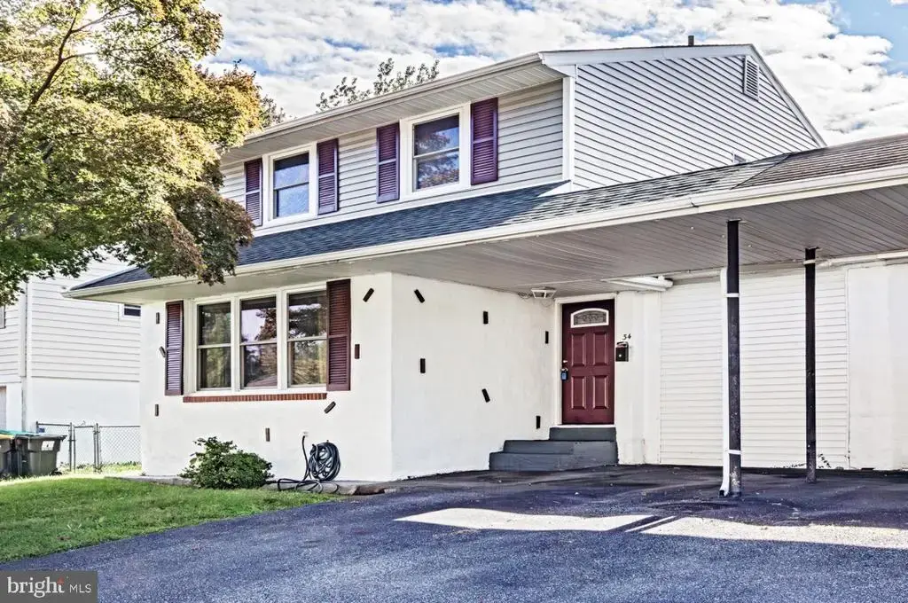 734 Plumtree Ln, CLAYMONT