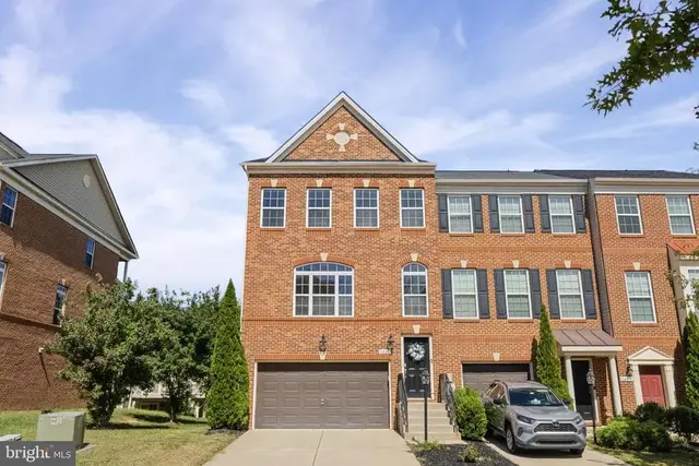 11482 Stockport Pl, White Plains
