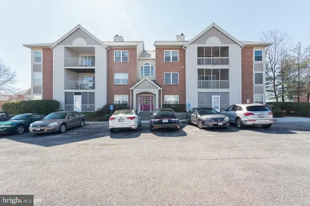 300 Blue Water Ct #302, GLEN BURNIE