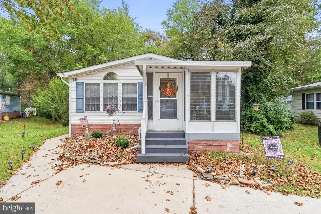 10 Hazeltop Drive, SICKLERVILLE