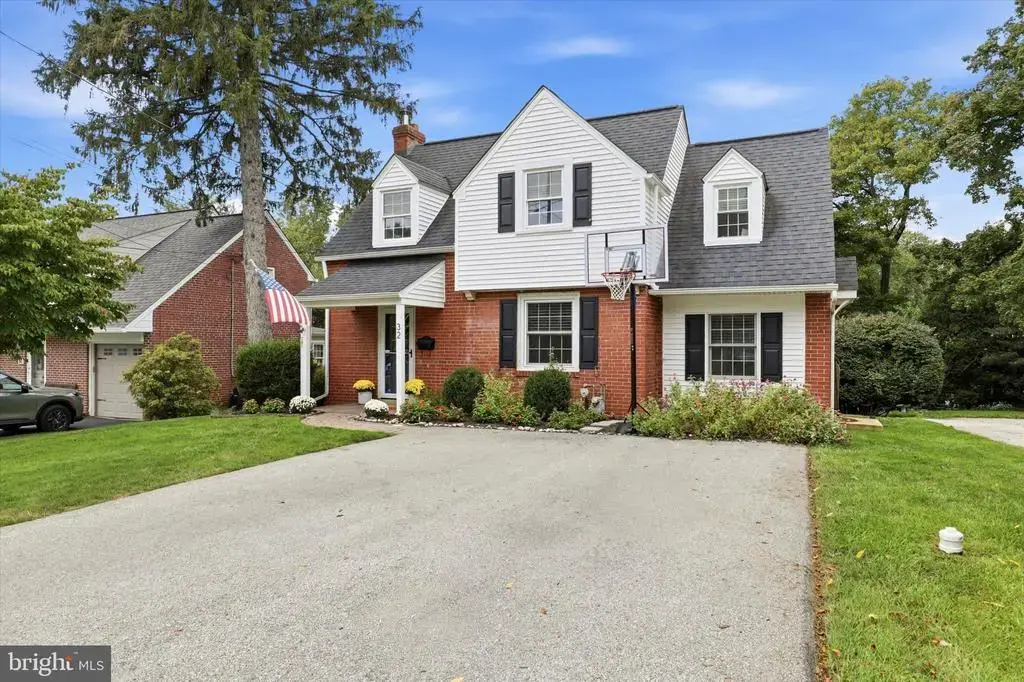 32 Moreland Rd, PAOLI