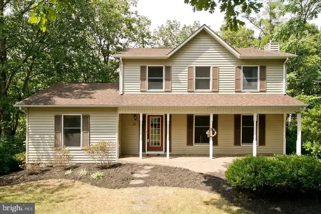 324 Overlook Dr, Cross Junction