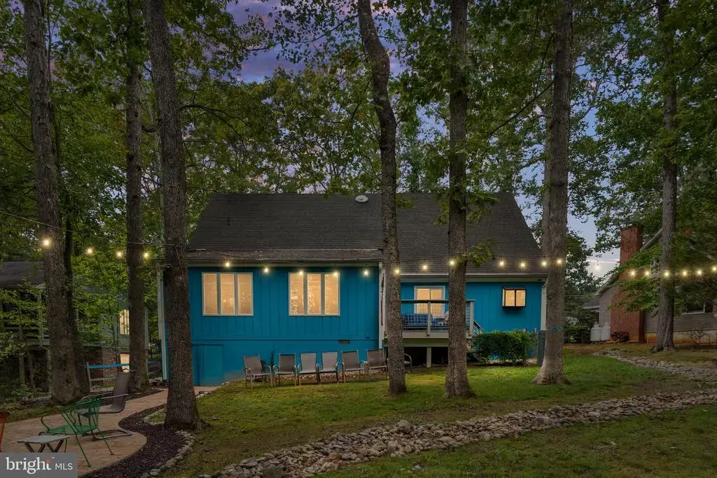 303 Limestone Ln, LOCUST GROVE