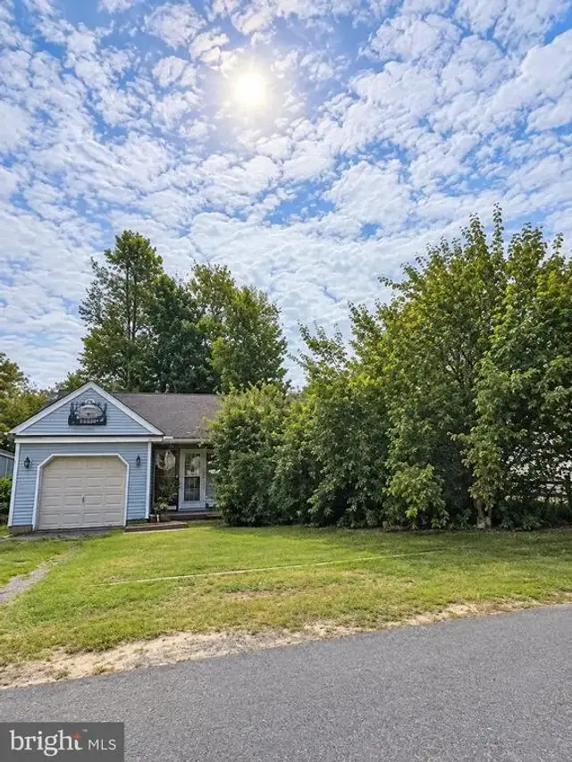 106 Atlantic Ave, Milton