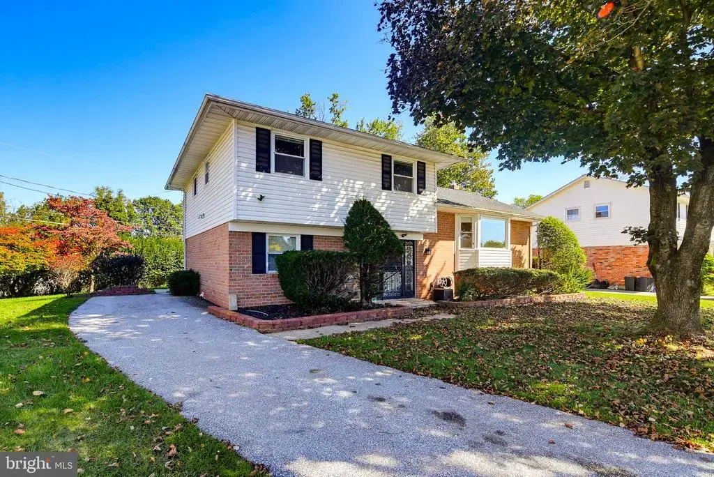 8 N Geier Ct, RANDALLSTOWN